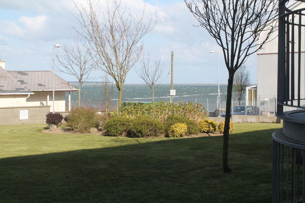 Serviced Apartments Wexford Room photo