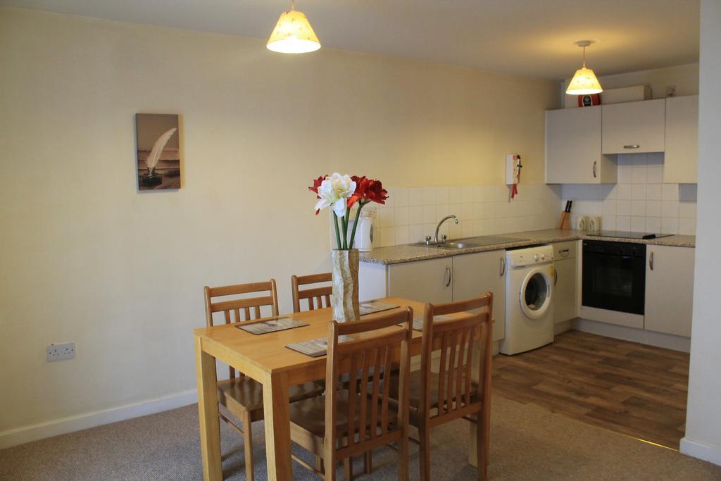 Serviced Apartments Wexford Room photo